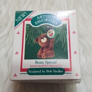 Vintage Hallmark Keepsake Ornament Beary Special 1987
